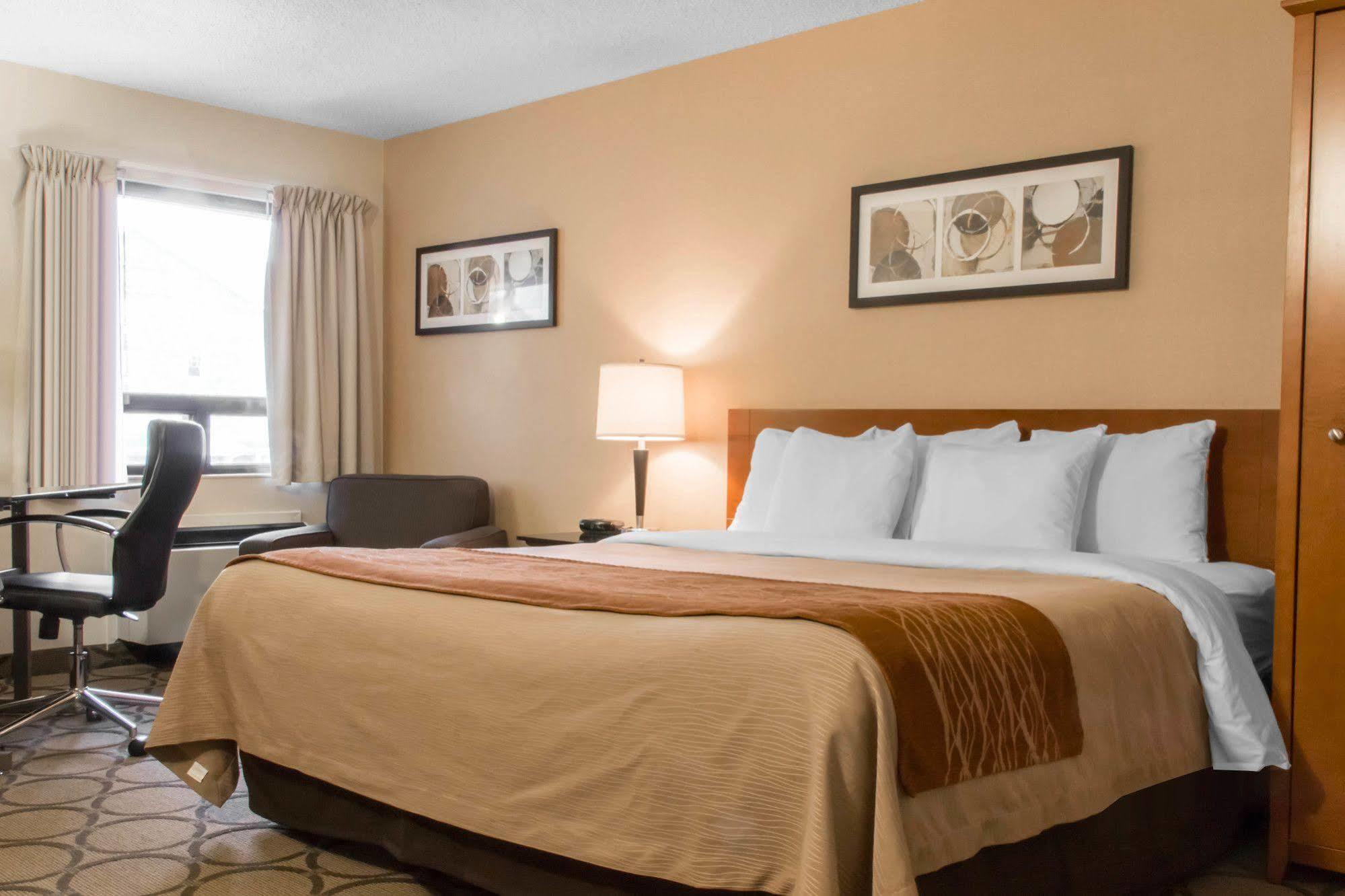 Comfort Inn Sept-Iles Exterior foto